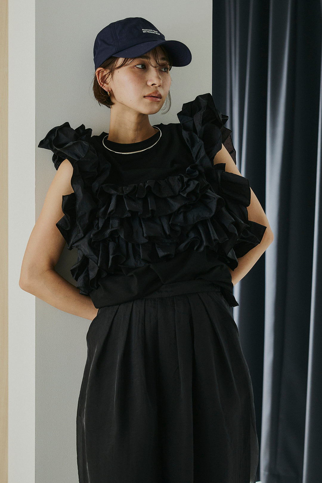 [SET]天竺ナイロンドッキングビスチェ風トップス+オーガンジータックパンツ(2set)