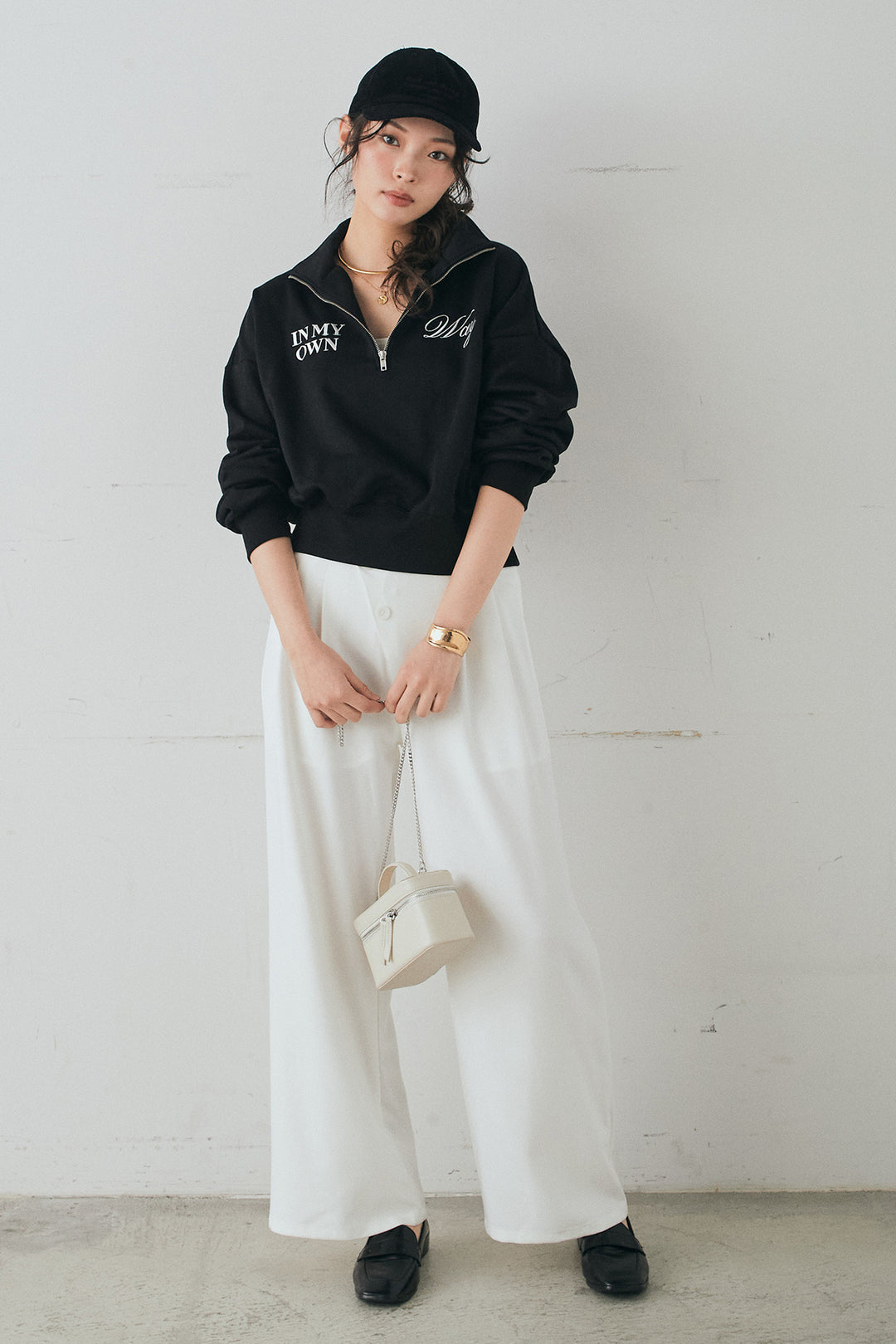 [SET]裏毛ロゴ刺繍ハーフZIPスウェット+斜めボタンタック入りスラックス(2set)