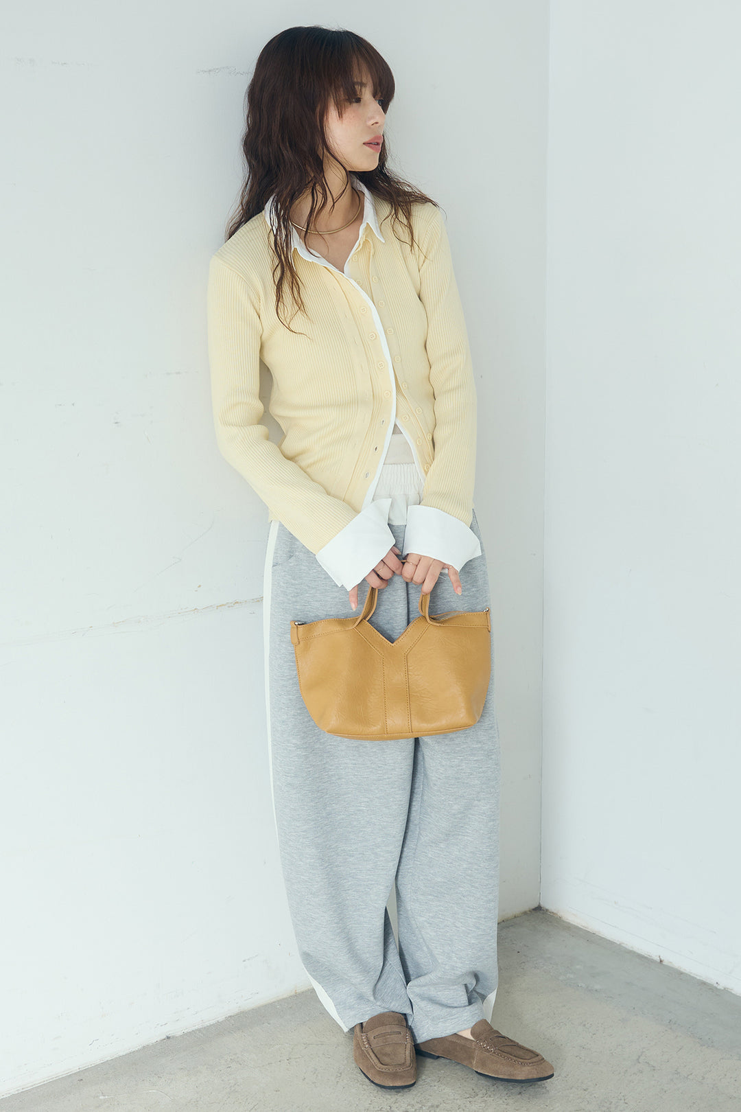 [SET]シャツドッキングボタンニットカーディガン+異素材切り替えスウェットパンツ(2set)