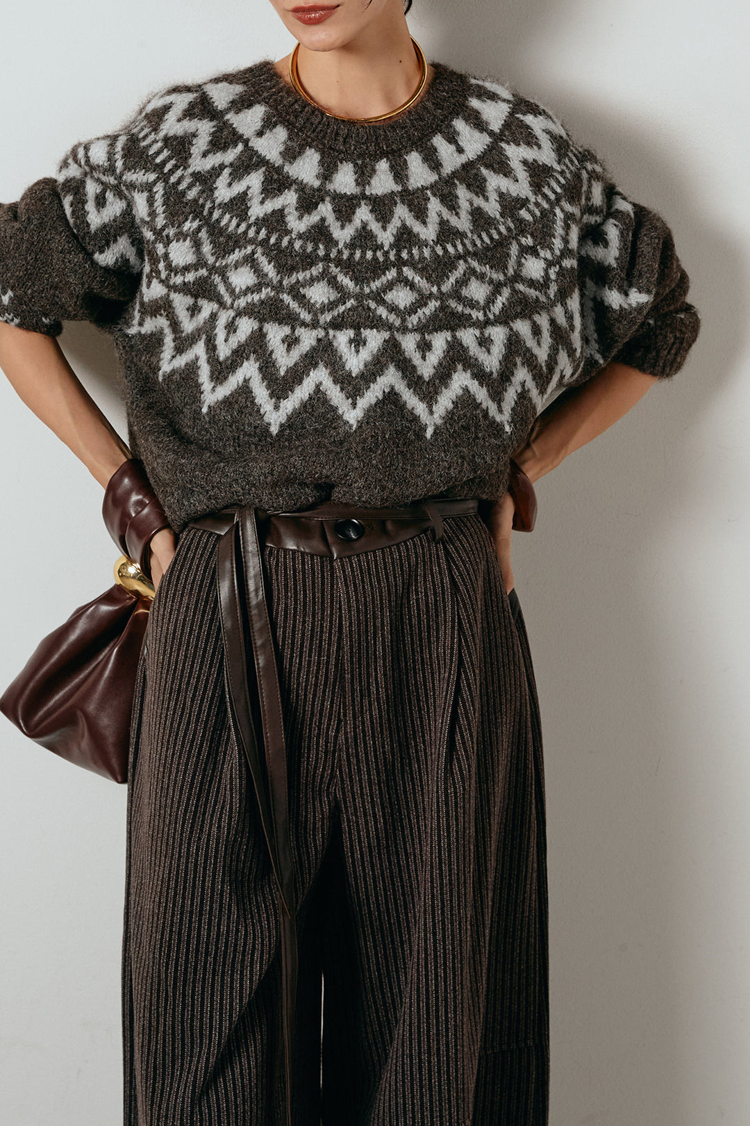 [SET]ノルディック柄Uネックプルオーバー+レザーライク配色ストライプパンツ(2set)