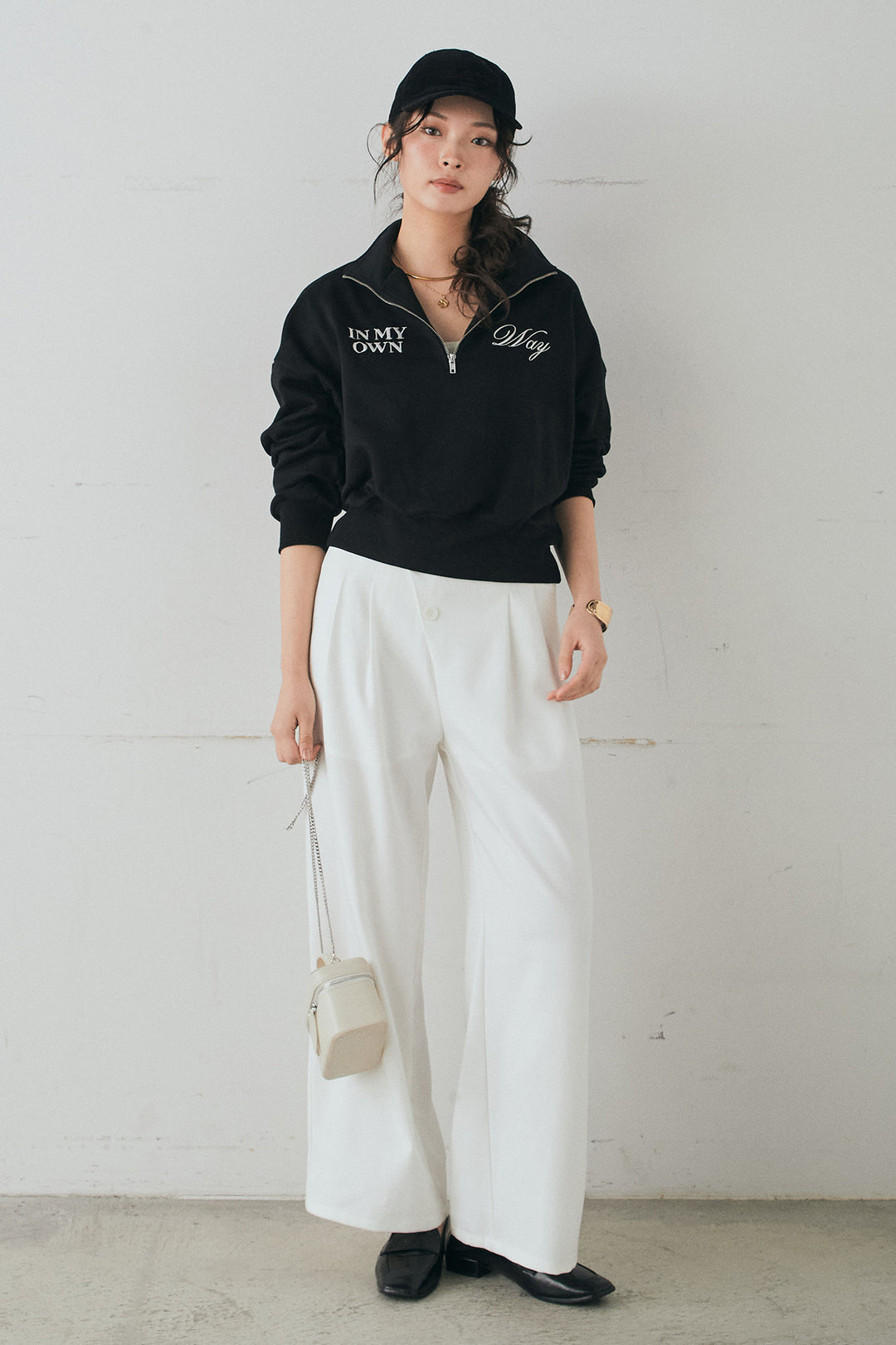 [SET]裏毛ロゴ刺繍ハーフZIPスウェット+斜めボタンタック入りスラックス(2set)