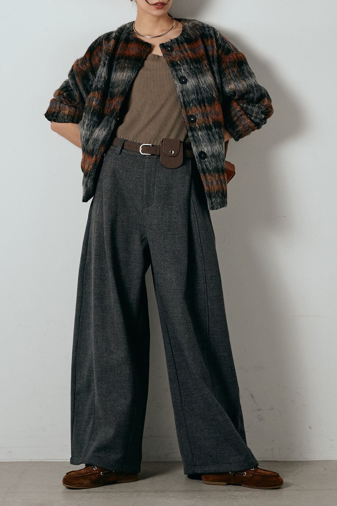 [SET]ノーカラーシャギーチェックアウター+ポーチベルト付きカーブパンツ(2set)
