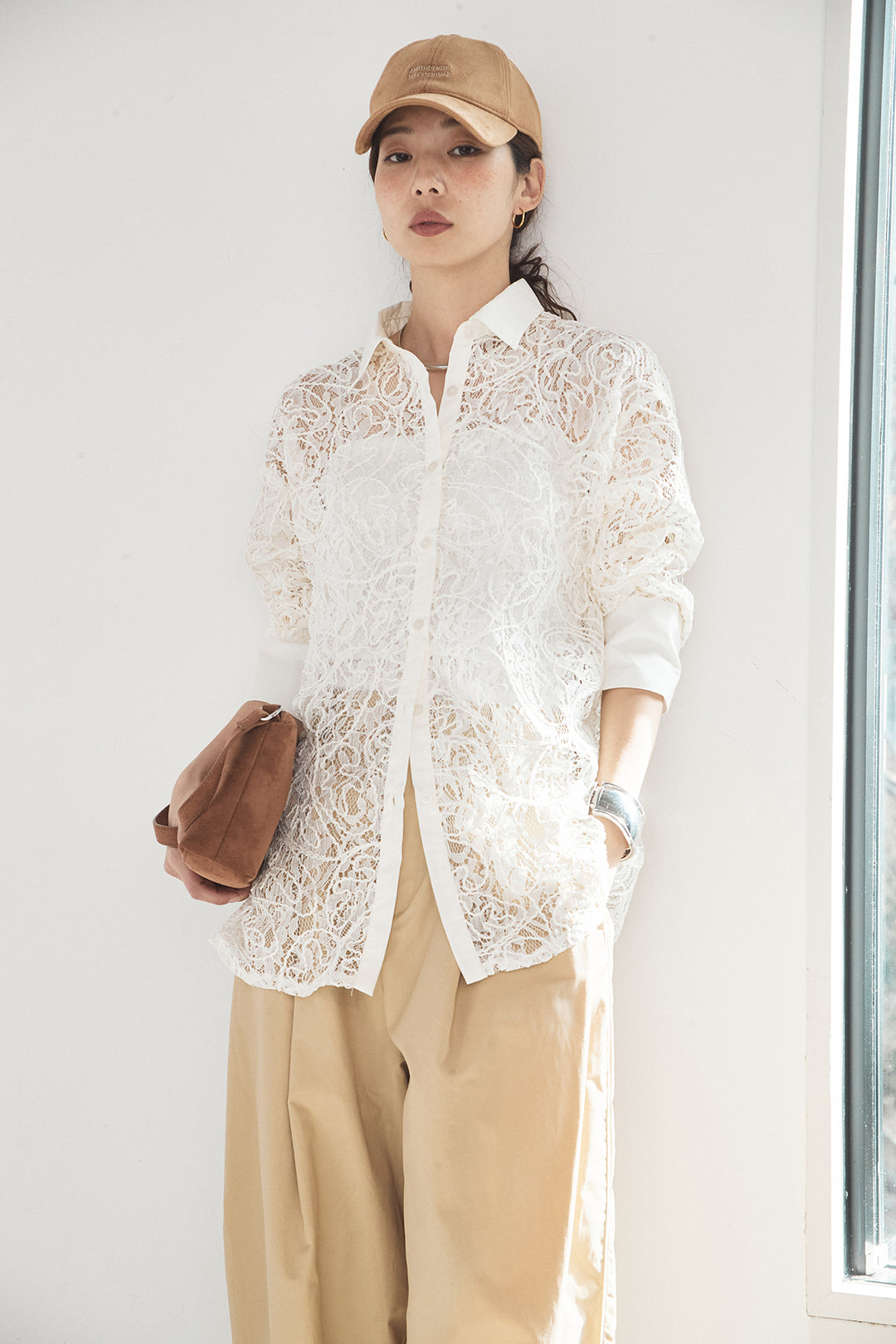 [SET]刺繍レースオーバーサイズシャツ+合繊ツイルパイピングタックカーブパンツ(2set)