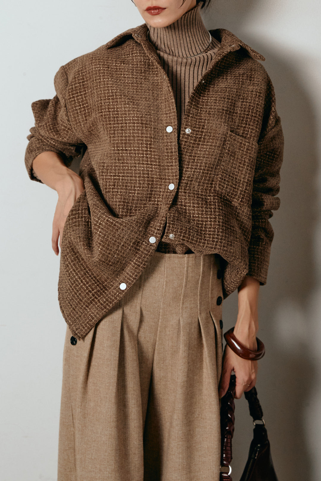 [SET]ルーズクラッシュツイルシャツ+サイドボタンツイードタックパンツ(2set)