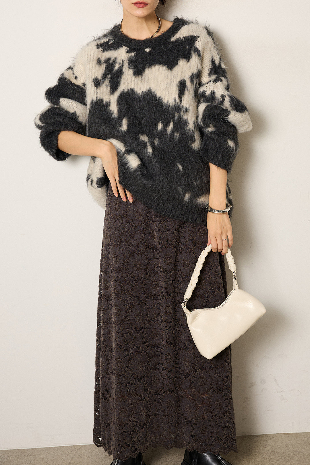 [SET]モヘアタッチマーブルニット+花柄刺繍ベロアフレアスカート(2set)