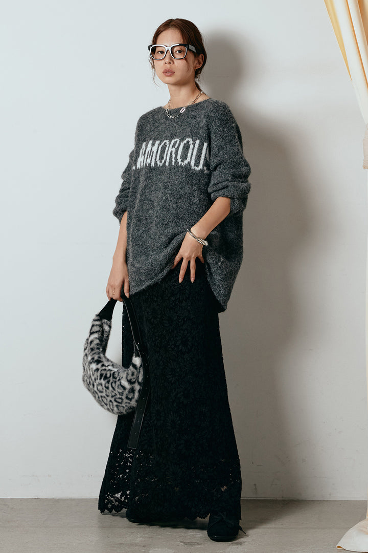 [SET]フロントロゴデザインニットトップス+花柄刺繍ベロアフレアスカート(2set)