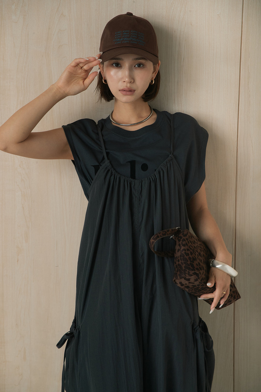 [SET]ビッグロゴプリントTシャツ+ポケット付きワッシャーキャミワンピ(2set)