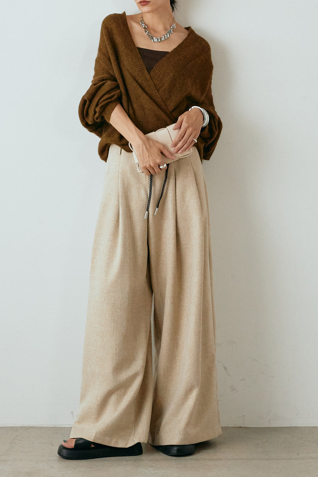 [SET]カシュクールデザインニット+細ベルト付きワイドパンツ(2set)