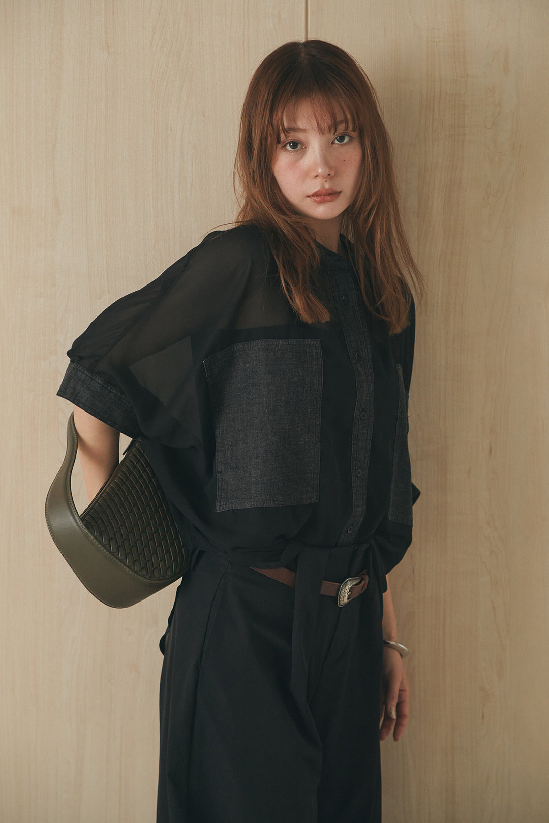 [SET]デニムライクビッグツーポケシアーシャツ+ベルトループデザインハイウエストタックパンツ(2set)