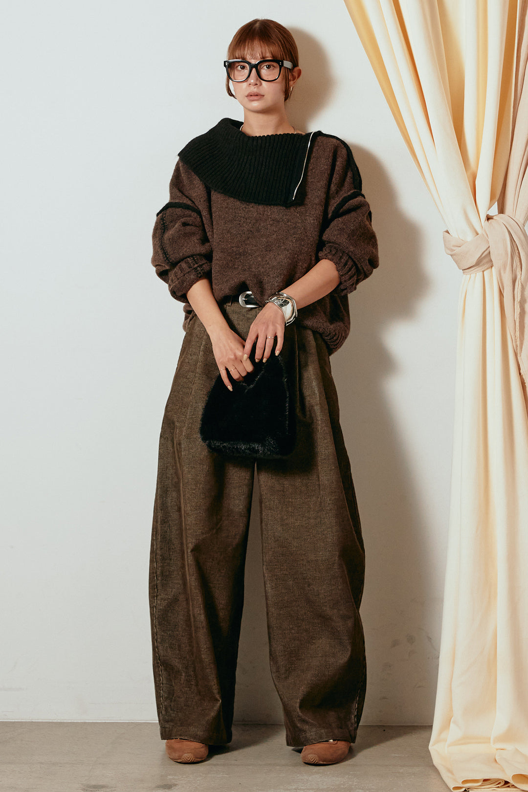 [SET]ハイネックジップデザインニットトップス+フロントタック入りコーデュロイパンツ(2set)