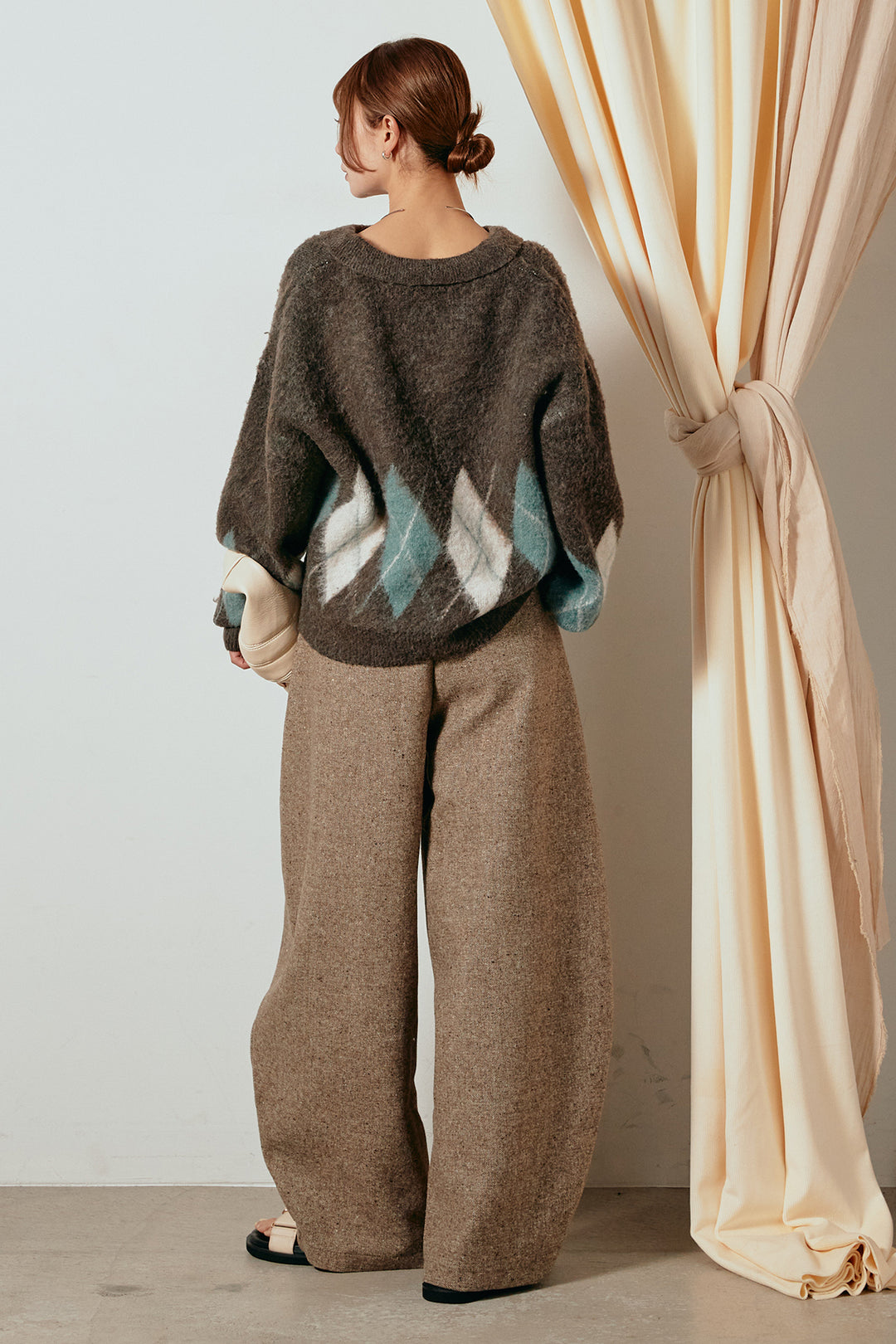 [SET]アーガイル柄ポロニットトップス+ベルト付きネップツイードカーブパンツ(2set)