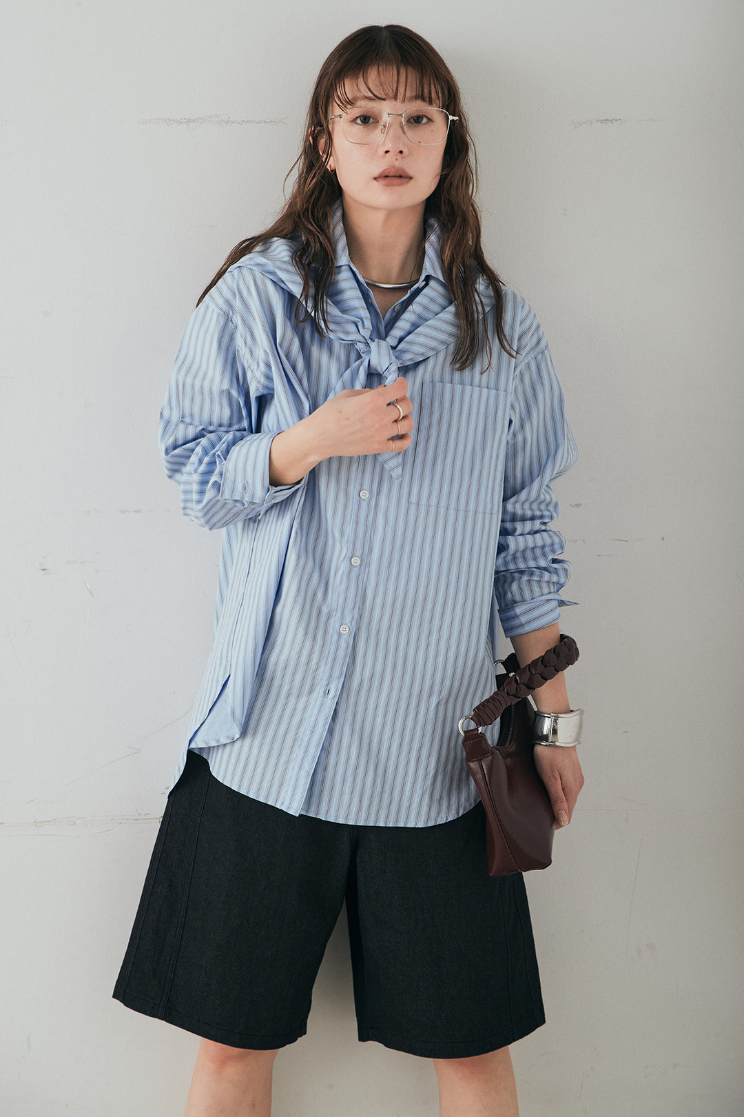 [SET]ランダムストライプスカーフ付きシャツ+デニムハーフパンツ(2set)