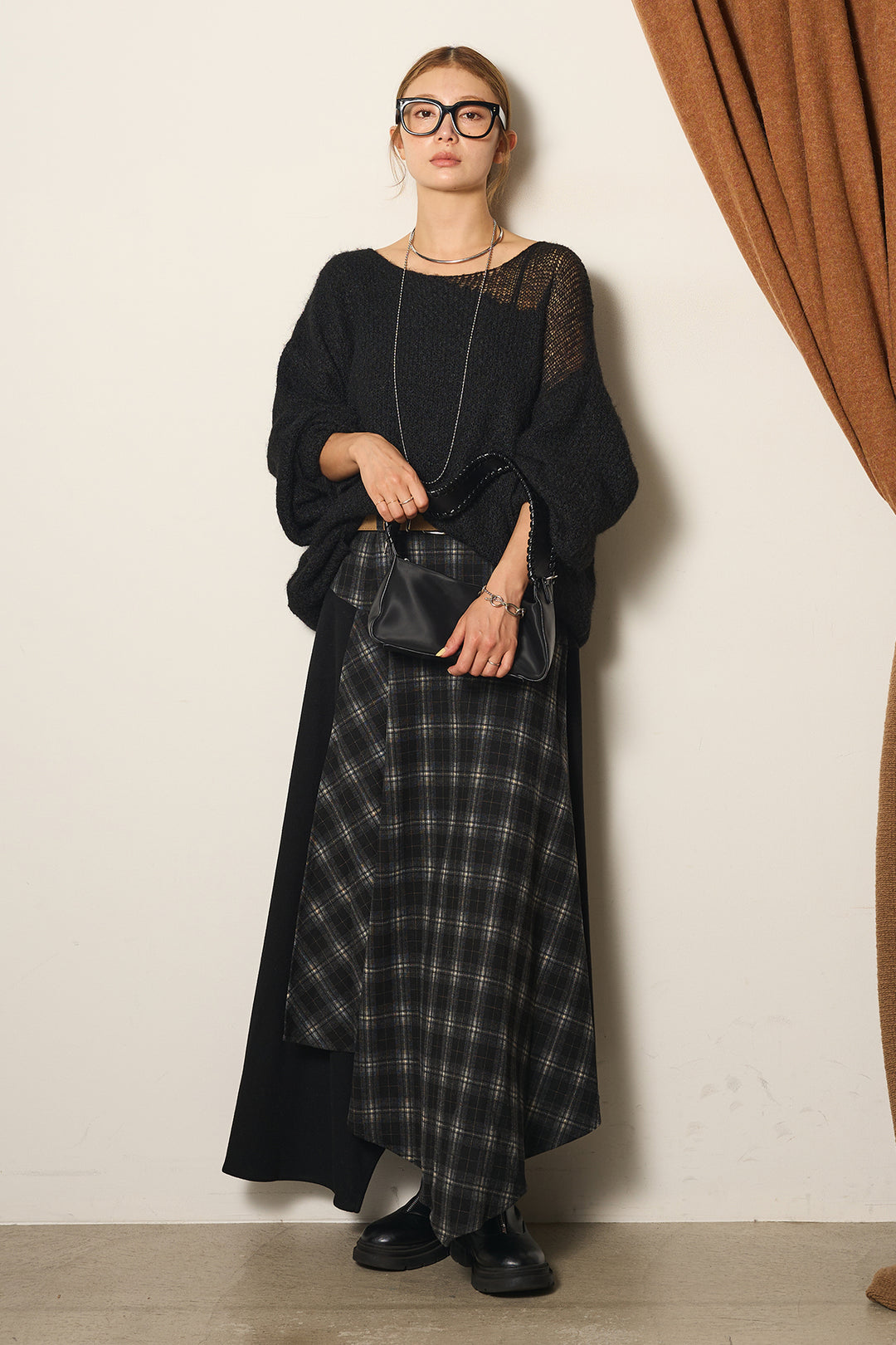 [SET]切り替え編みデザインニットトップス+フェイクレザーベルト付き切り替えタータンチェックスカート(2set)