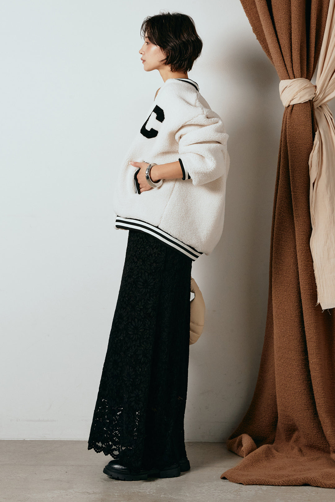 [SET]ロゴスタジャンボアブルゾン+花柄刺繍ベロアフレアスカート(2set)