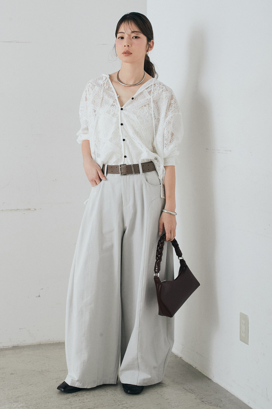 [SET]ブロックレースフード付きブラウス+ベルト付きサイドタックワイドパンツ(2set)