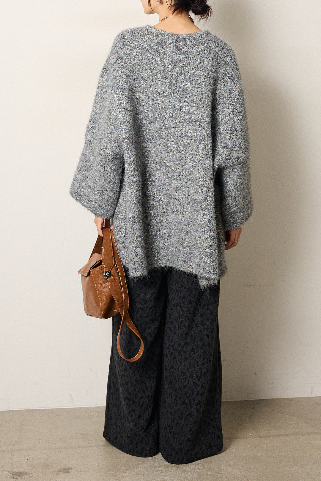 [SET]アシンメトリーボタンニットカーディガン+レオパードジャガードニットパンツ(2set)