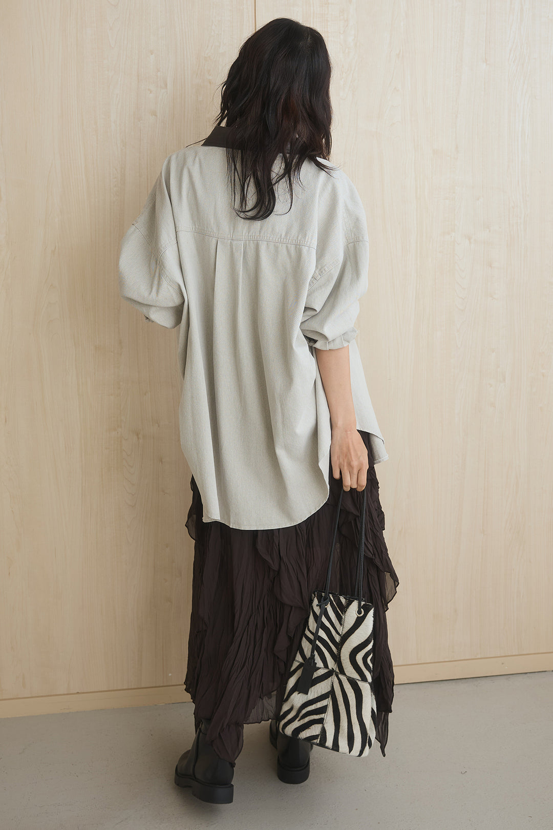 [SET]襟レザーライクシャツジャケット+ビッグロゴプリントTシャツ+ランダムフリルスカート(3set)