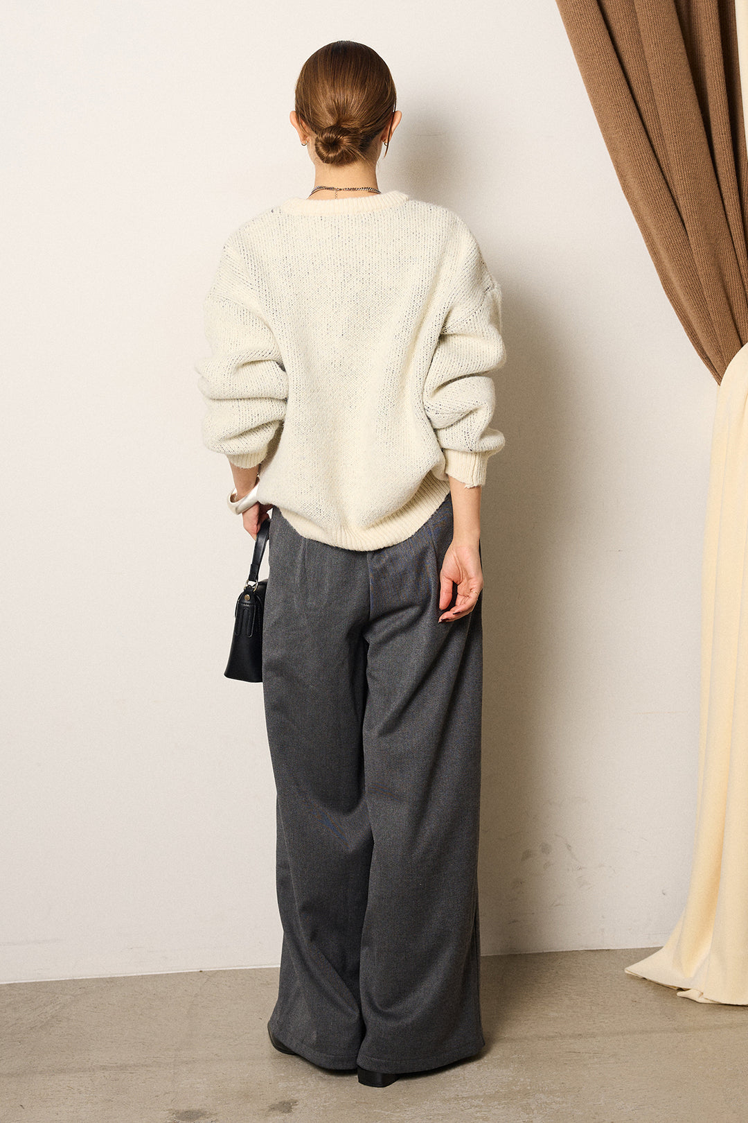 [SET]ロゴシャギーニットプルオーバー+巻ベルトウエストレザーライクワイドパンツ(2set)