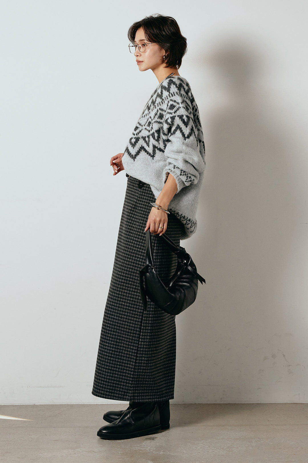 [SET]ノルディック柄Uネックプルオーバー+スエード調ベルト付きチェックナロースカート(2set)