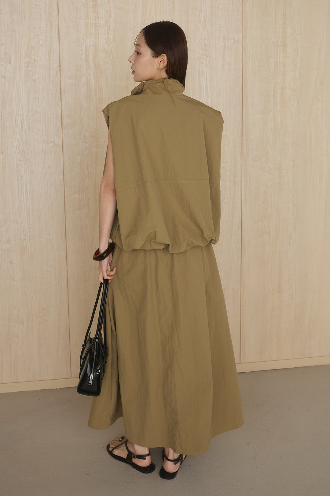 [SET]センタートリムベストスカートSETUP