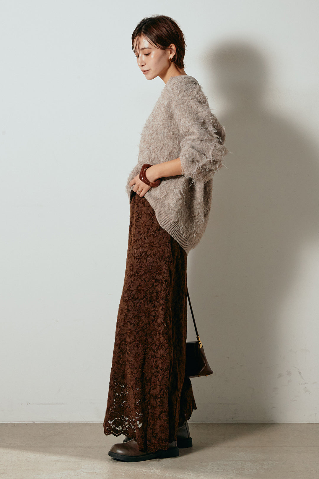 [SET]襟付きシャギーニットポロトップス+花柄刺繍ベロアフレアスカート(2set)