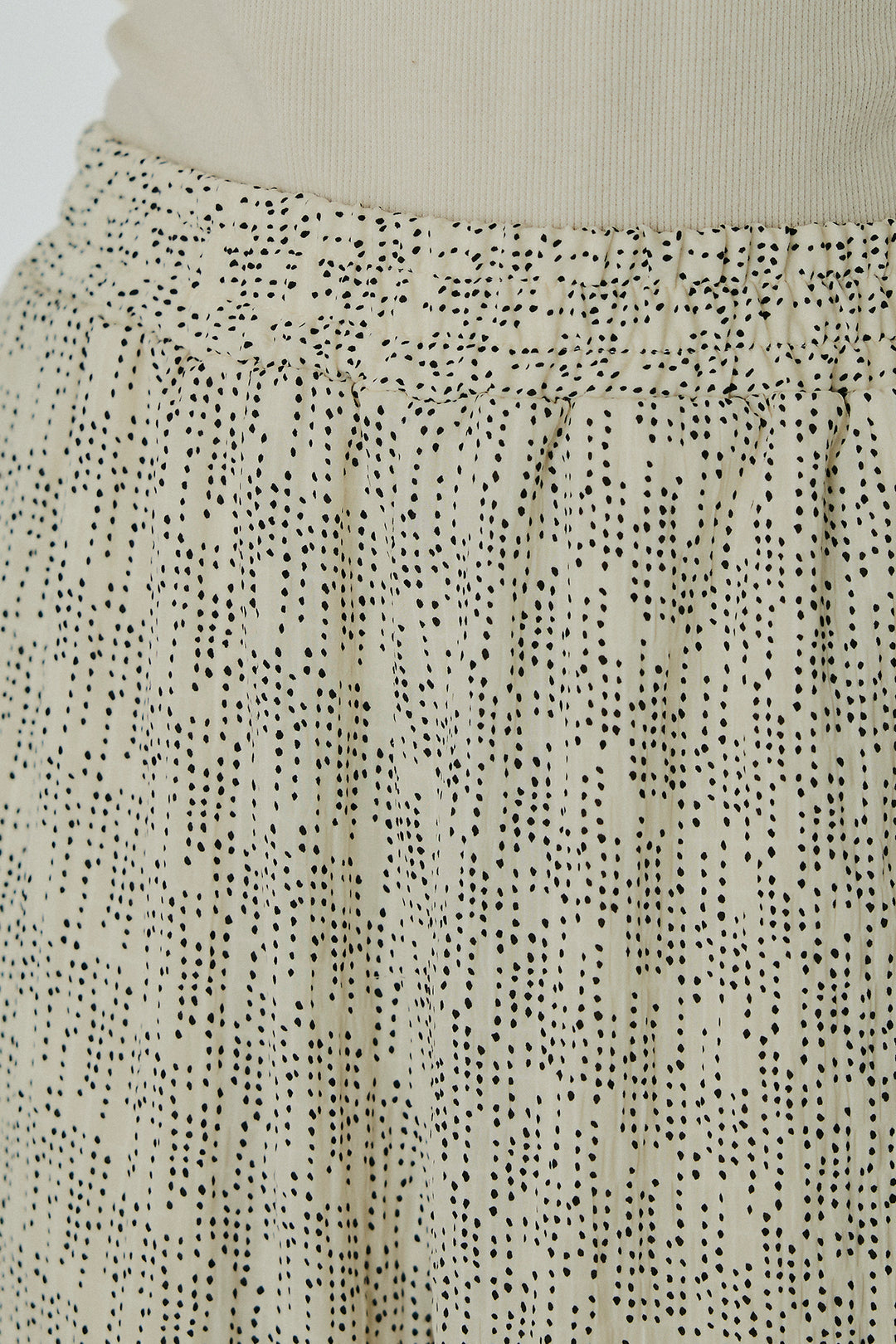 [SET]襟付き巻きデザインシャツ+シアーランダムドットラフパンツ(2set)