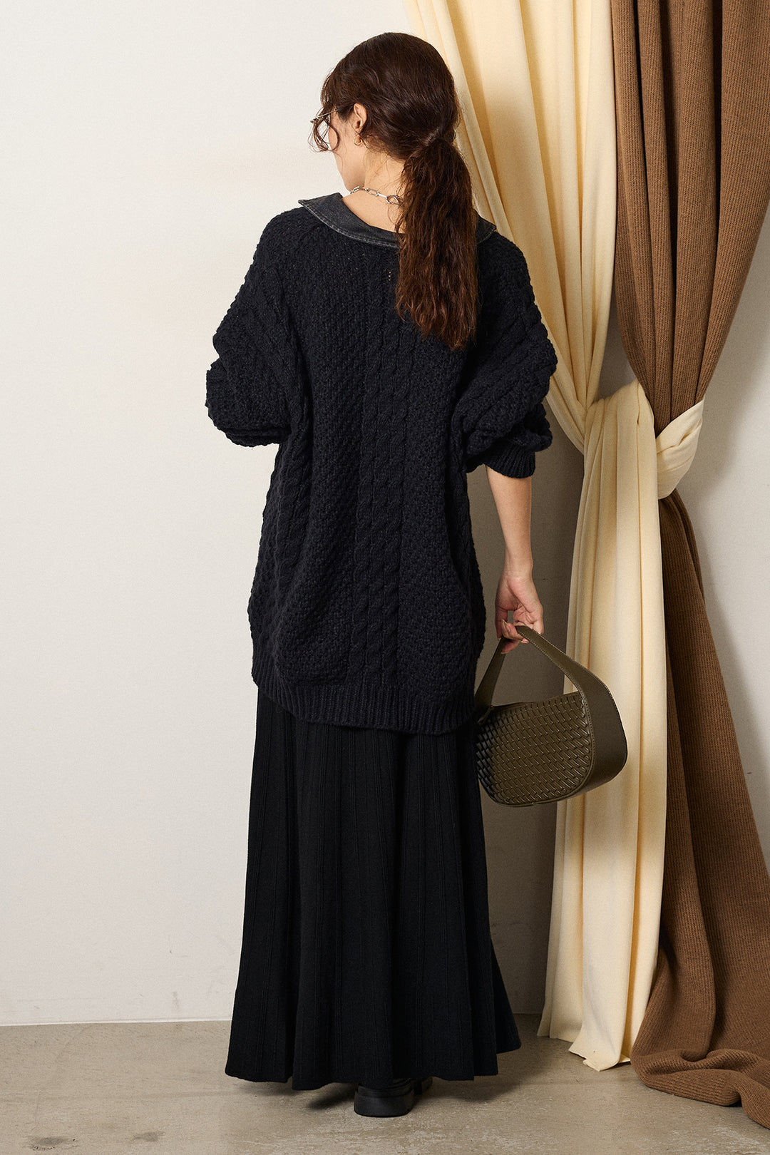 [SET]デニムカラーケーブルオーバーニット+編み地切り替えフレアニットスカート(2set)