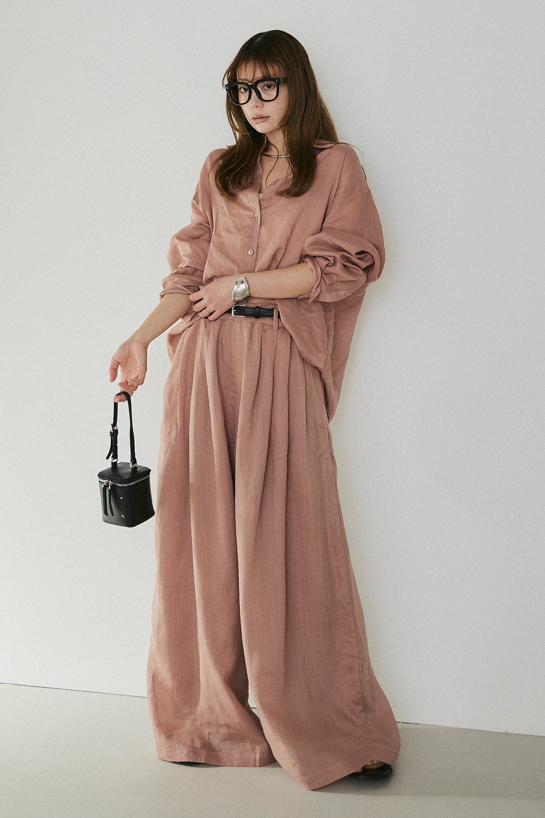 [SET]リラックスシアーシャツ+細ベルト付きシアーワイドパンツ(2set)