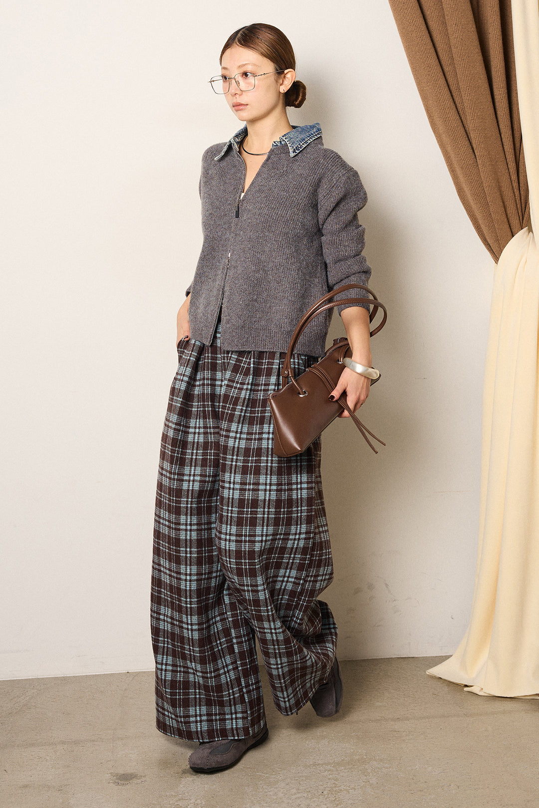 [SET]デニム襟ダブルジップニットトップス+スタッズデザインベルトタータンチェックパンツ(2set)