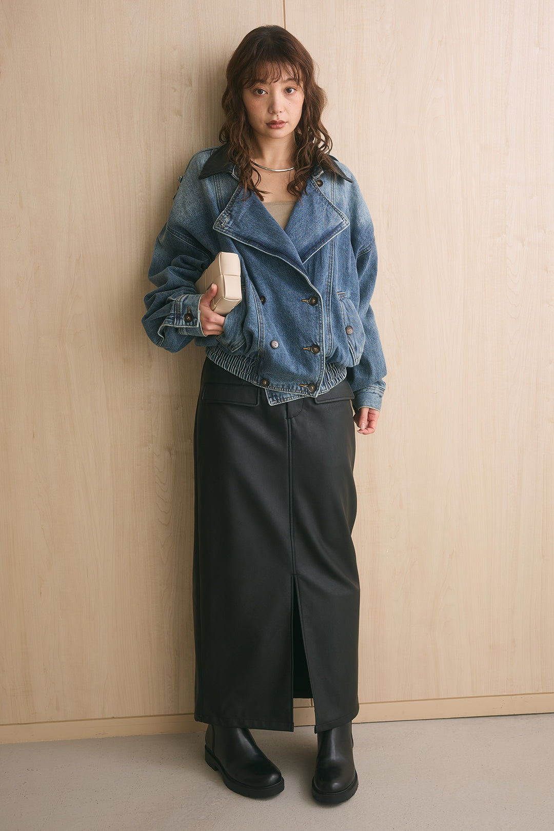 [SET]配色カラーデニムショートトレンチ+レザーライクフラップポケット付きストレートスカート(2set)