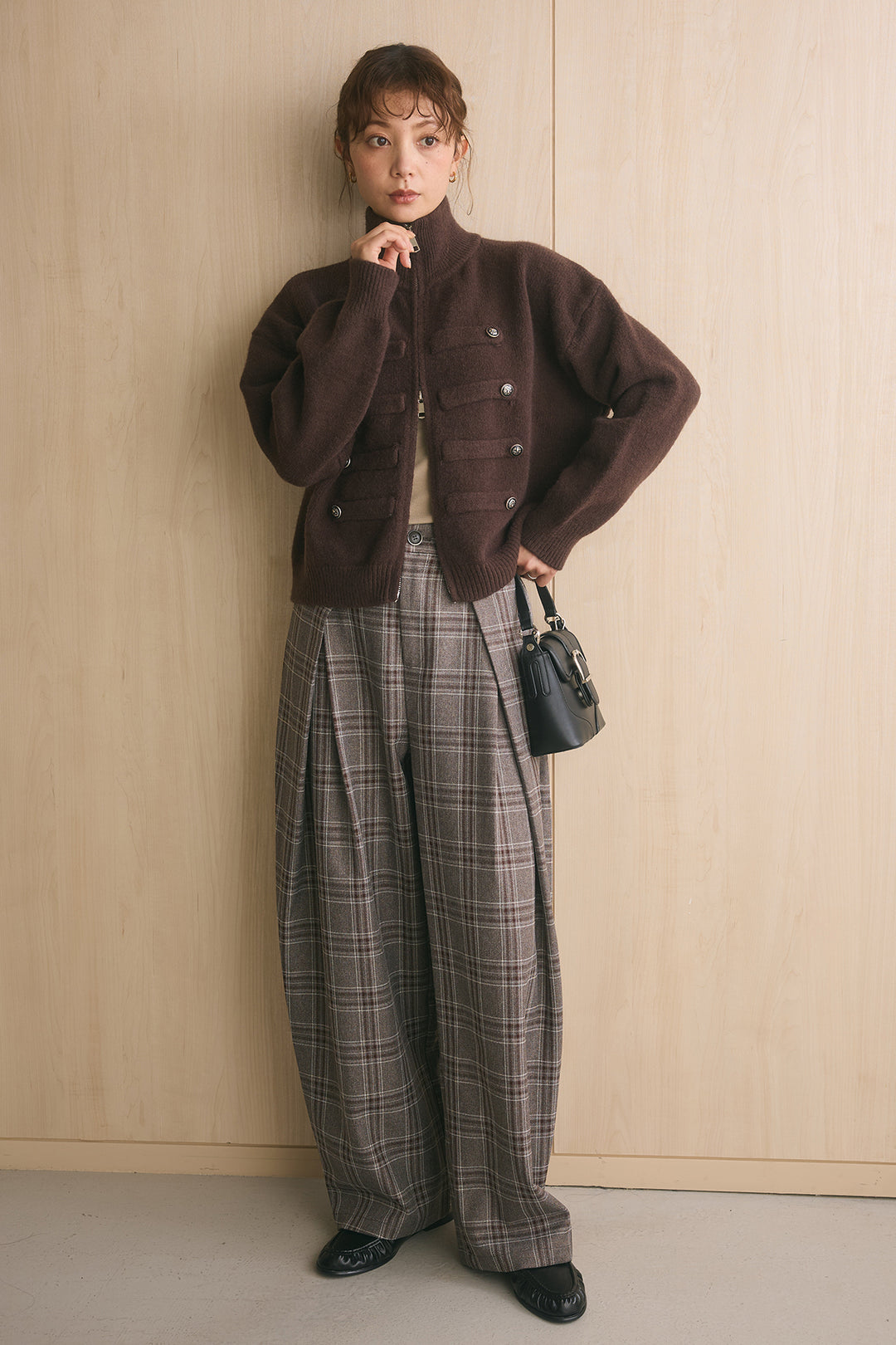 [SET]ナポレオンボタンハイネックニットブルゾン+ブリティッシュチェックバレルパンツ(2set)