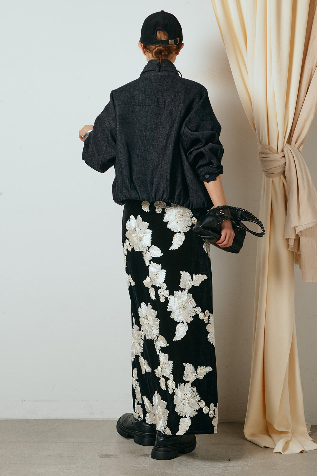 [SET]デニム調ハイネックブルゾン+フラワー刺繍ワイドスカート(2set)