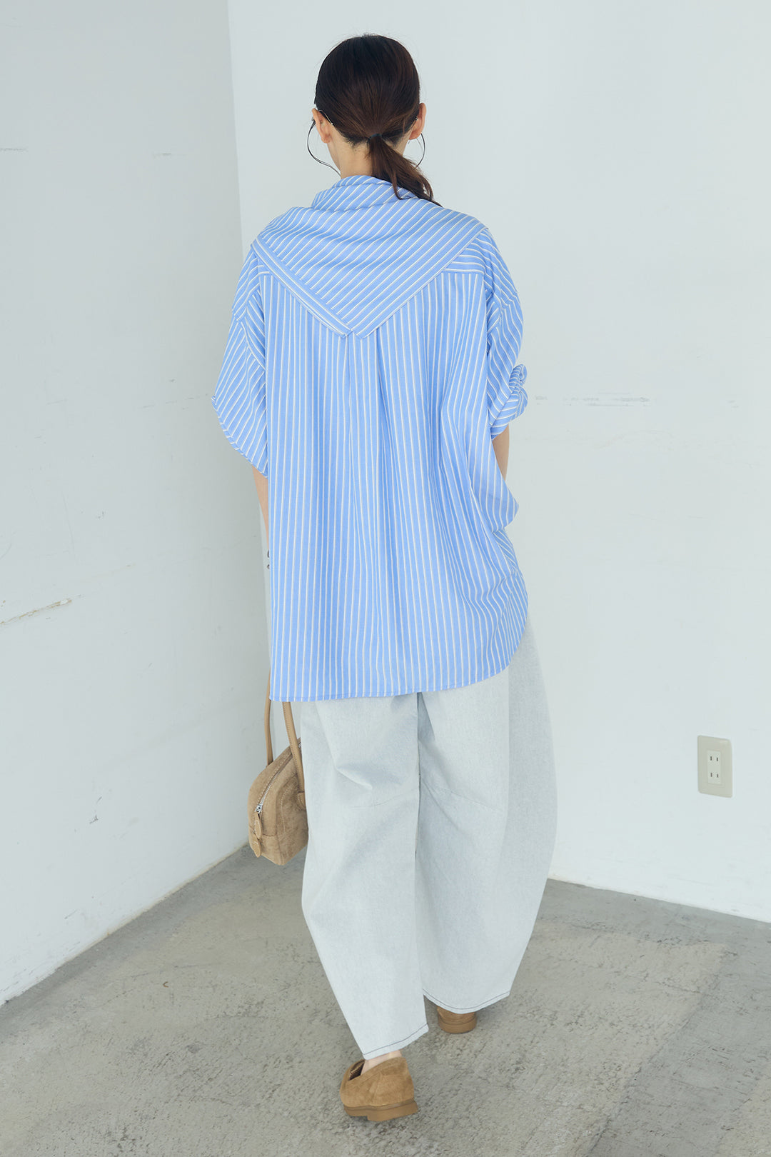 [SET]レーヨンストライプスカーフ+ツイル配色ステッチバレルパンツ+レーヨンストライプバンドカラー長袖シャツ(3set)