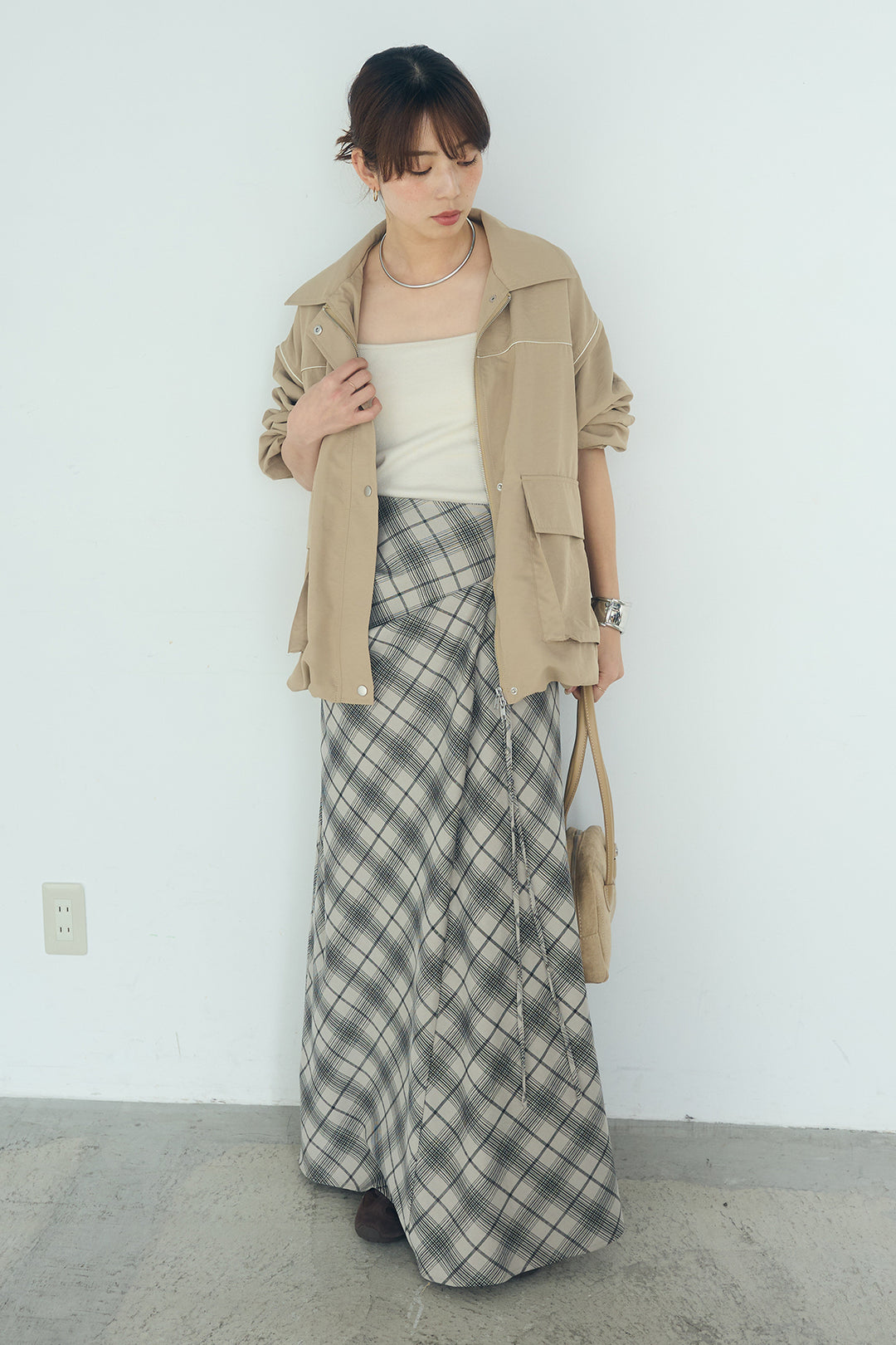 [SET]合繊ツイルバルーンジャケット+タータンチェック柄フロントデザインスカート(2set)