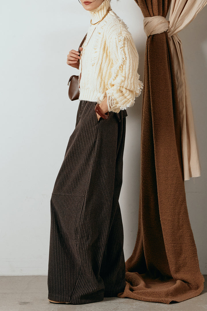 [SET]フリンジタートルショートニット+レザーライク配色ストライプパンツ(2set)