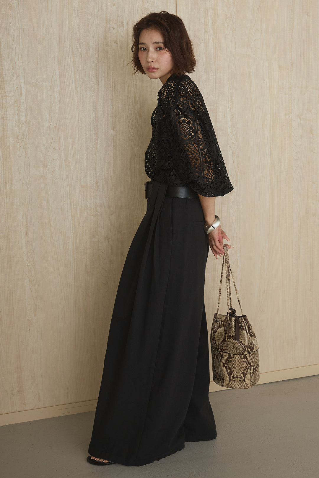 [SET]幾何レースブルゾン+ベルト付きビックループワイドパンツ(2set)