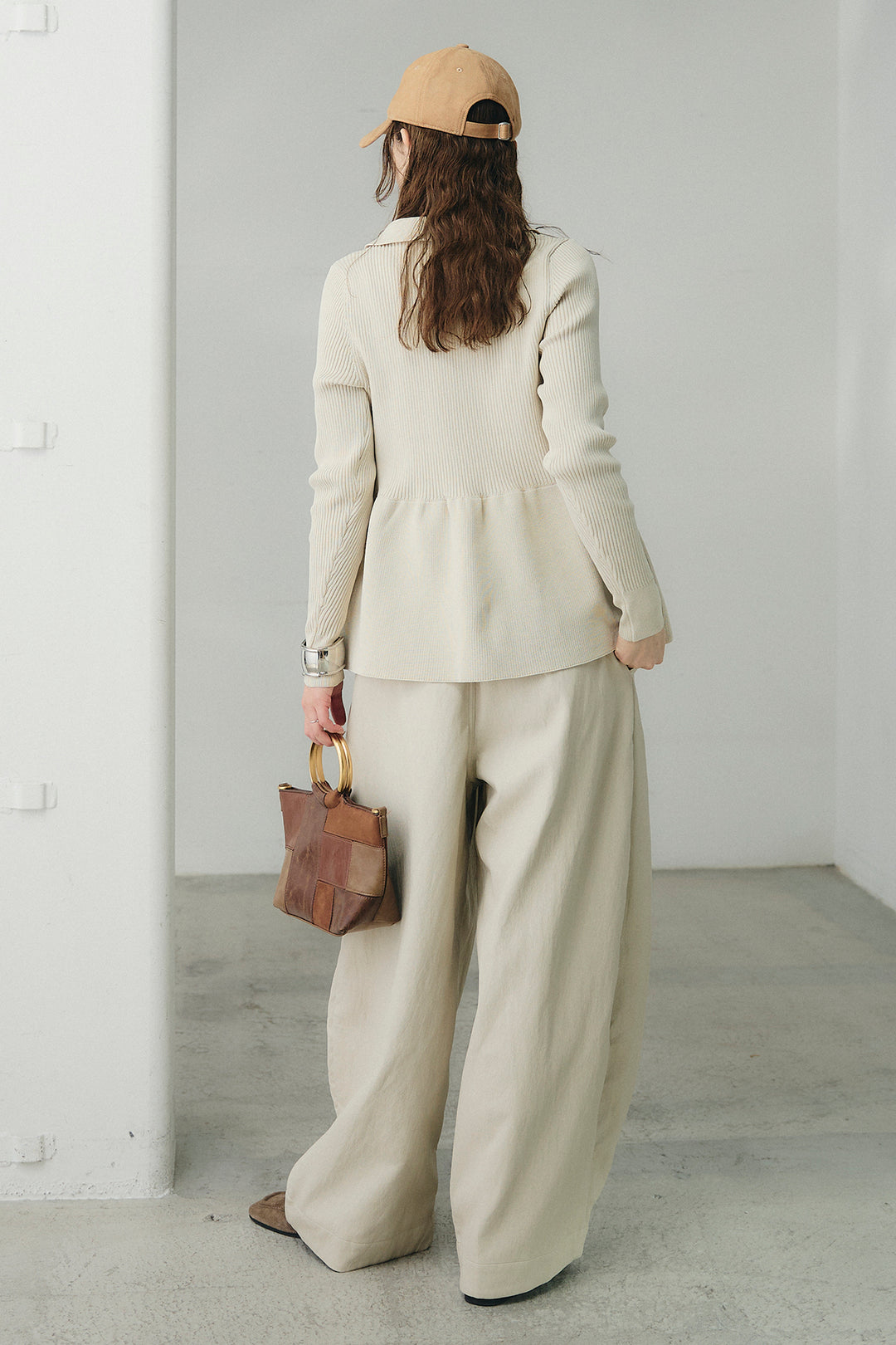 [SET]スキッパーペプラムニット+フェイクレザーカーブワイドパンツ(2set)