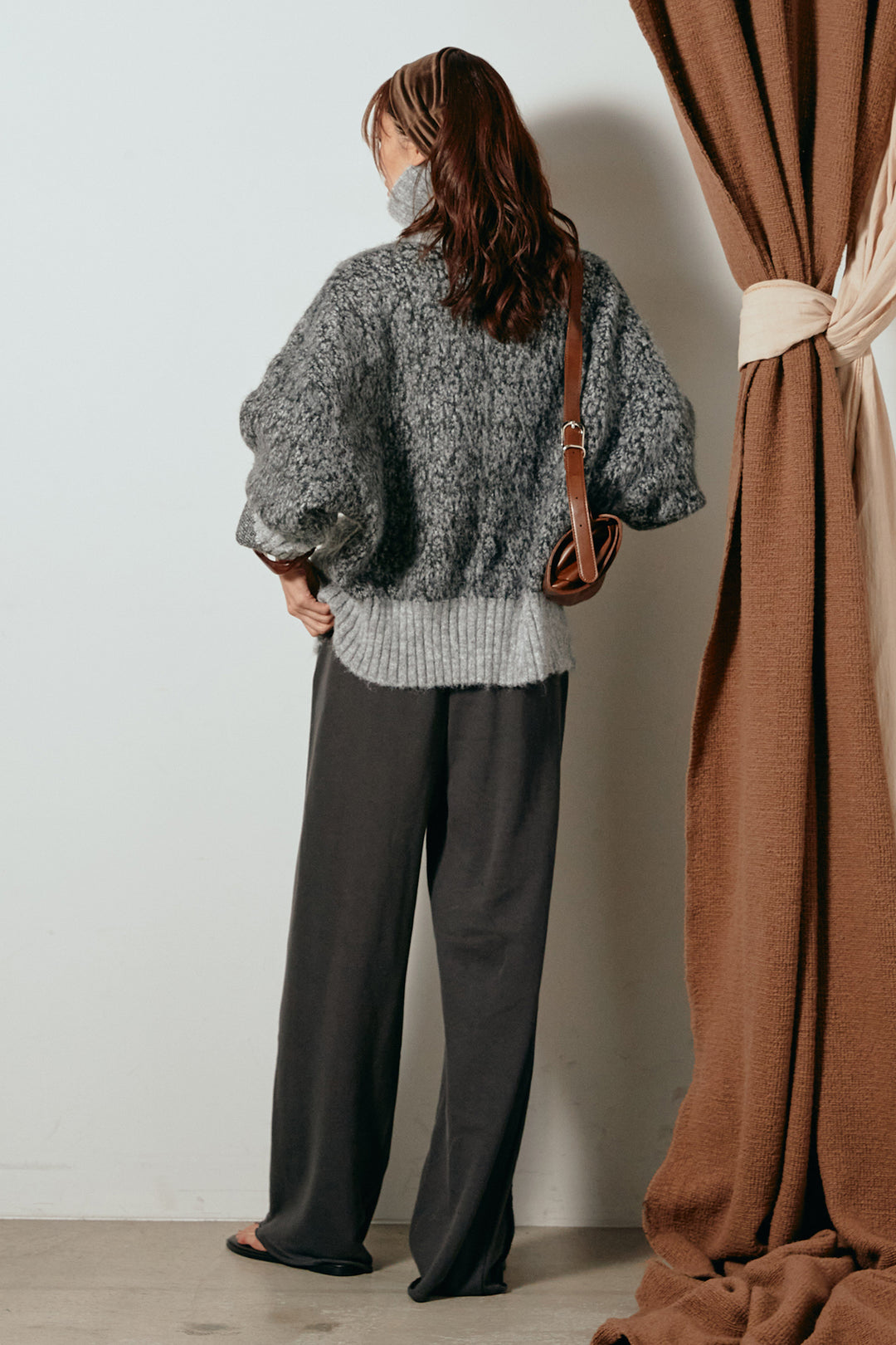 [SET]ハイネックミックスニットトップス+フロントラインデザインワイドスウェットパンツ(2set)