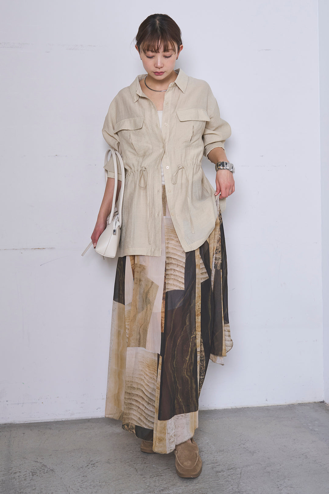 [SET]リネンブレンドシアーサファリシャツ+アートペイント柄スカート(2set)