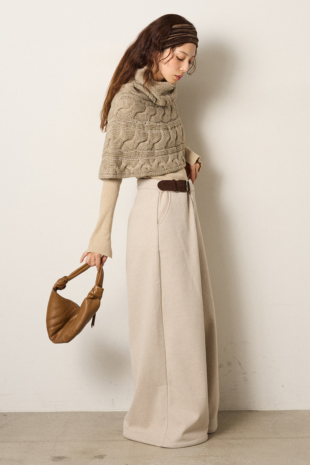 [SET]ケーブル編みケープレイヤードニット+サイドベルトパンツ(2set)