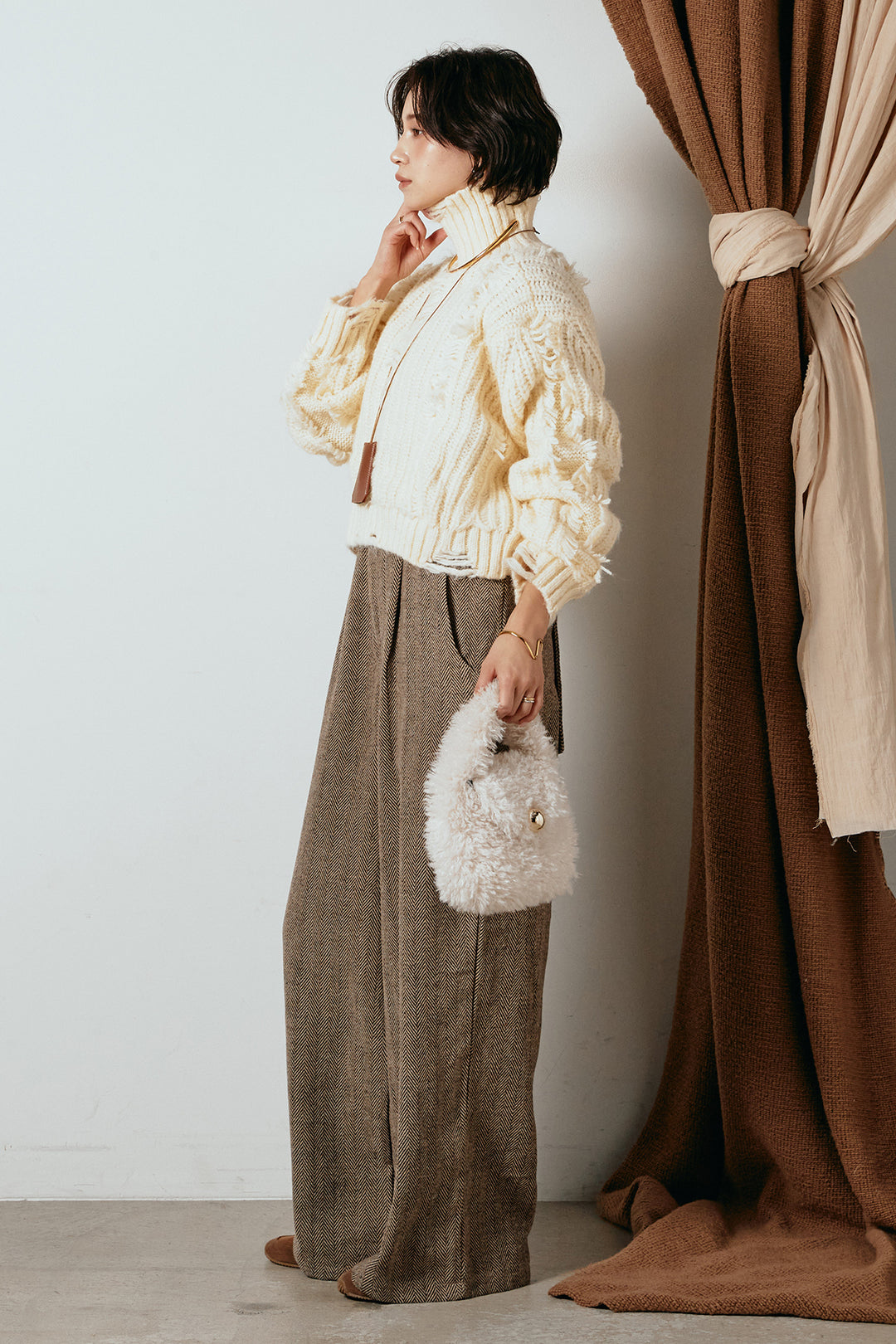 [SET]フリンジタートルショートニット+クラシックヘリンボーンサロペット(2set)