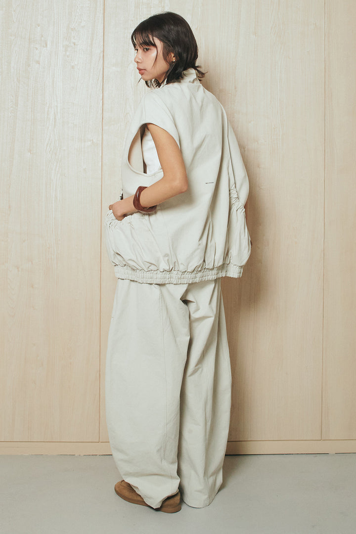 [SET]ショルダー切替スタンドネックジップベスト+コットンポリツータックセンターシームカーブパンツ(2set)
