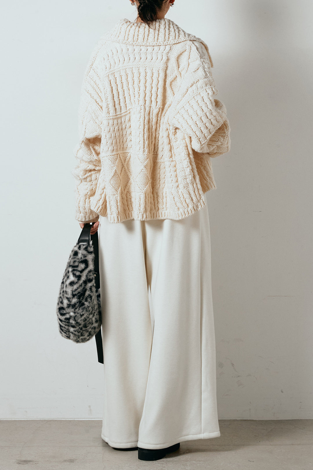 [SET]ビッグカラーケーブル編みニットトップス+2WAY袖コード刺繍クルーネックプルオーバー+フェイクレザー太ベルト付きタックワイドパンツ(3set)