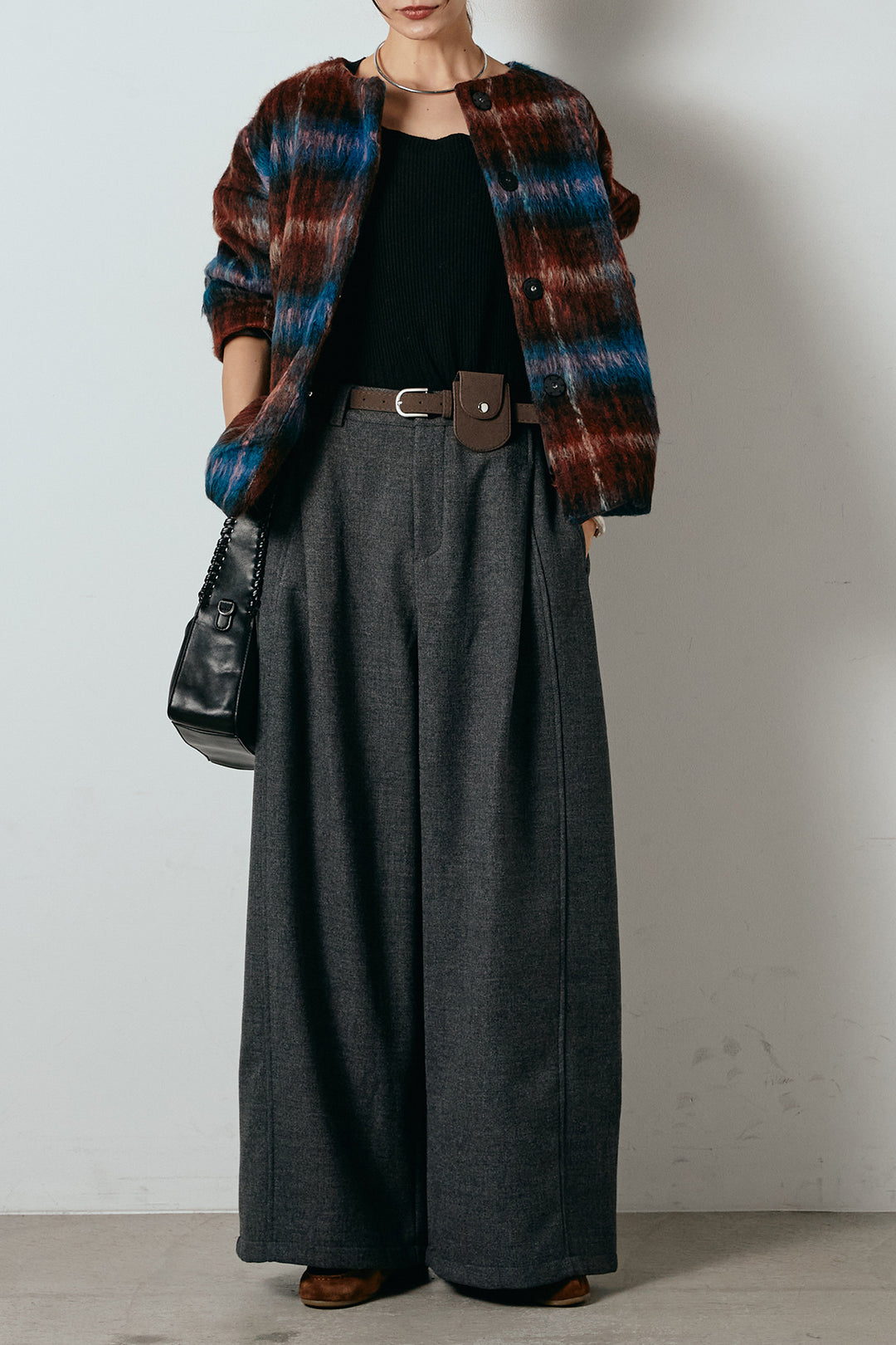 [SET]ノーカラーシャギーチェックアウター+ポーチベルト付きカーブパンツ(2set)