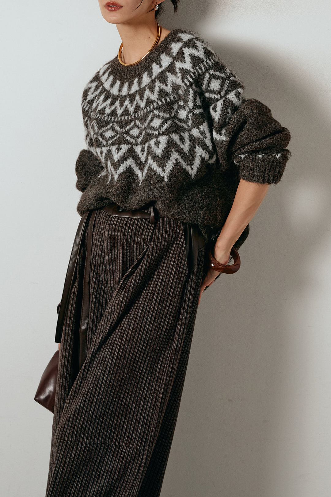 [SET]ノルディック柄Uネックプルオーバー+レザーライク配色ストライプパンツ(2set)
