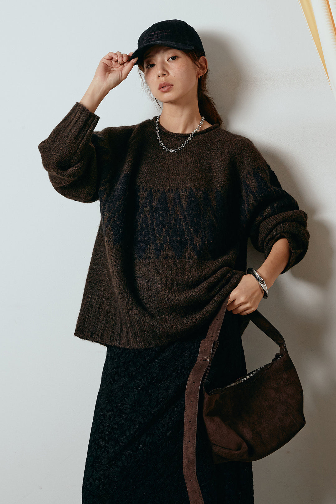 [SET]モノトーン柄ニットトップス+花柄刺繍ベロアフレアスカート(2set)