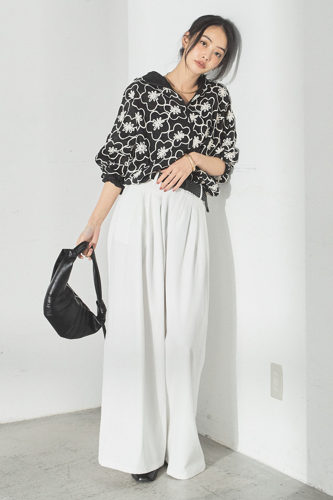 [SET]シアーフラワーフードブルゾン+編みベルト付きウエストタックワイドパンツ(2set)