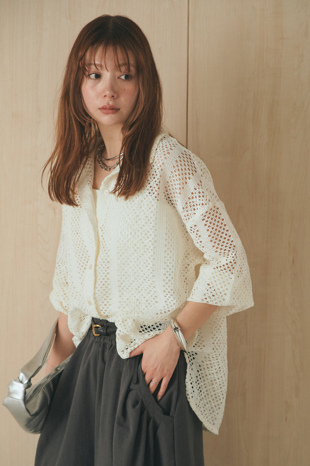 [SET]長袖襟付きレースシャツ+ポケットタックフォルムパンツ(2set)