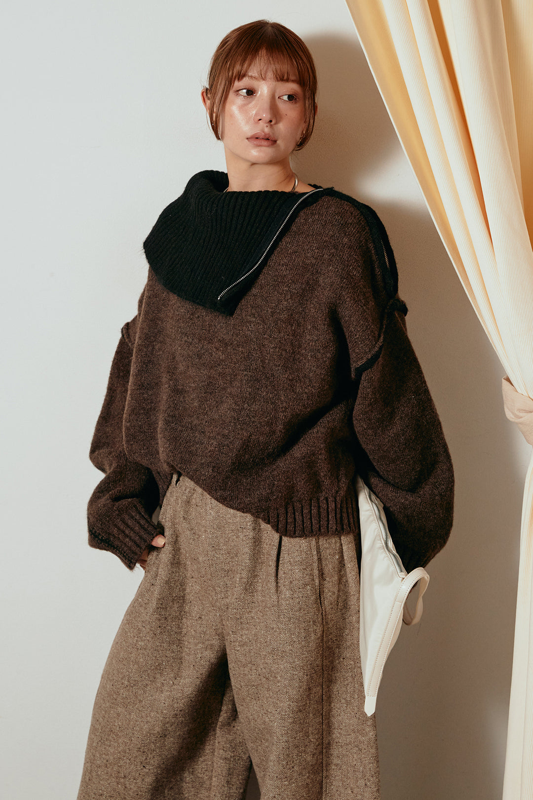 [SET]ハイネックジップデザインニットトップス+ベルト付きネップツイードカーブパンツ(2set)