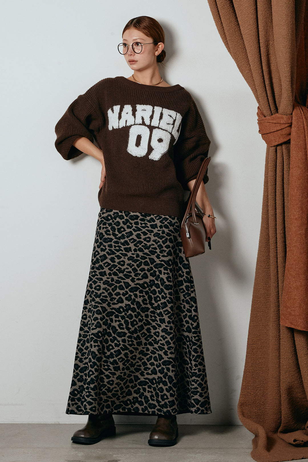 [SET]ロゴジャガードニットトップス+レオパードロングスカート(2set)